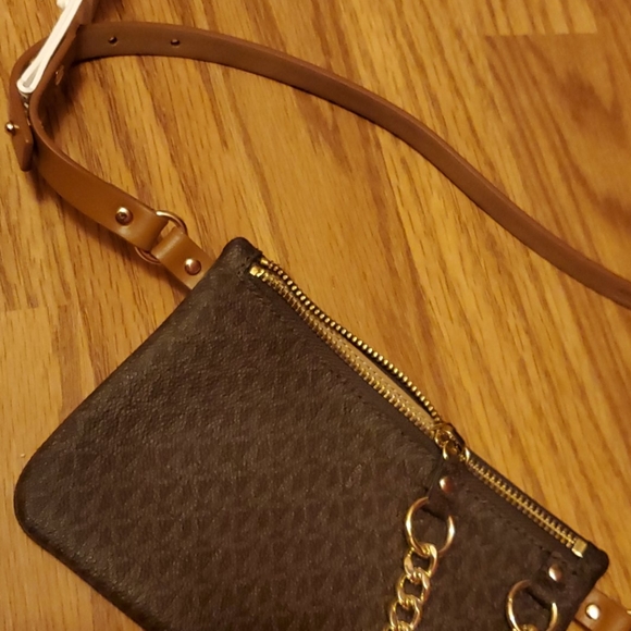 Michael Kors Belt Bag - Picture 2 of 12